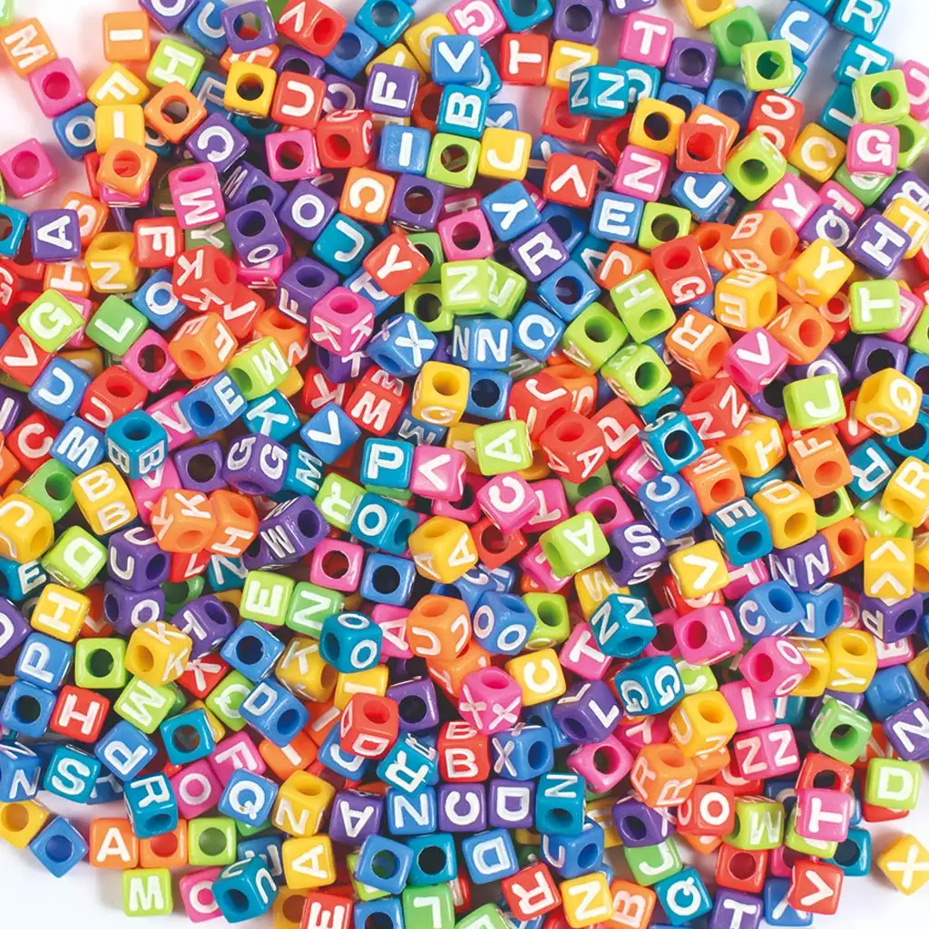 PlayBox: Színes betűs gyöngy szett 300 db-os 7x7x7mm kép 1