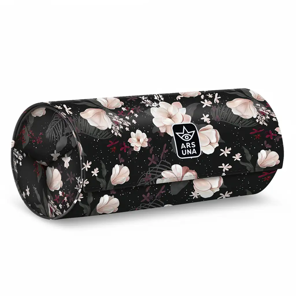 Ars Una: Flowery Black virágos feltekerhető tolltartó 20x9x9cm kép 1