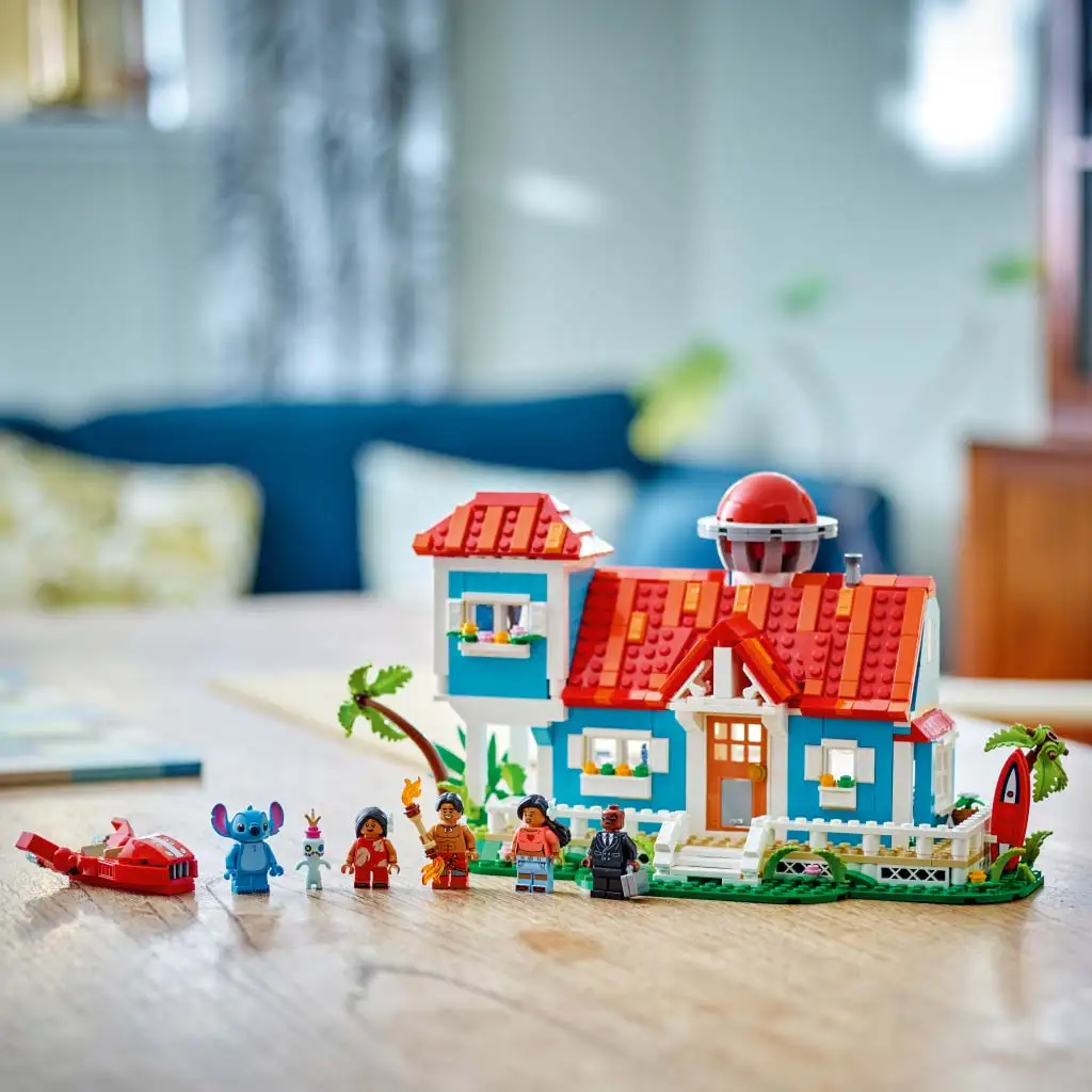 LEGO® Disney: Lilo és Stitch tengerparti háza (43268) kép 6
