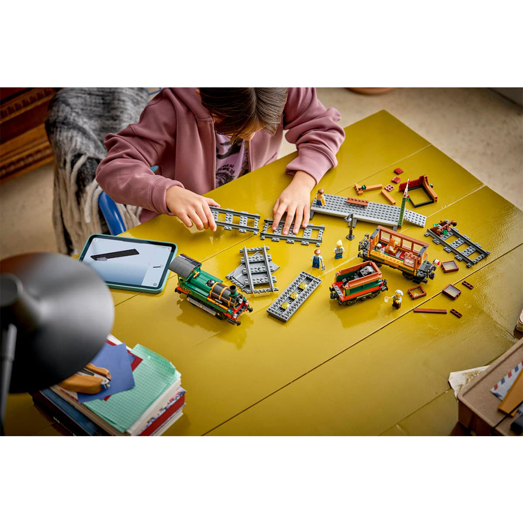 LEGO® City: Nosztalgia gőzmozdony (60511) kép 6