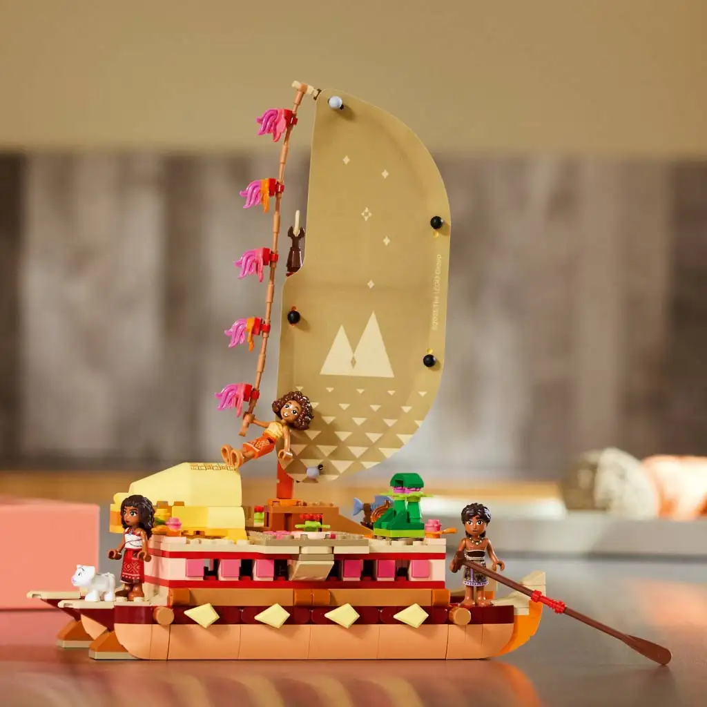 LEGO® Disney: Vaiana kalandokkal teli kenuja (43270) kép 3