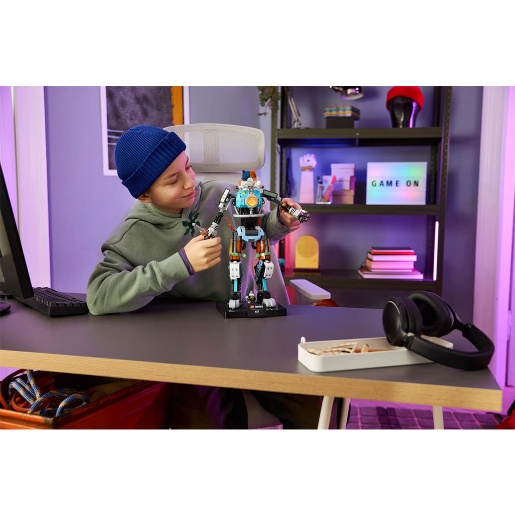 LEGO® Fortnite: KIT (77081) kép 7