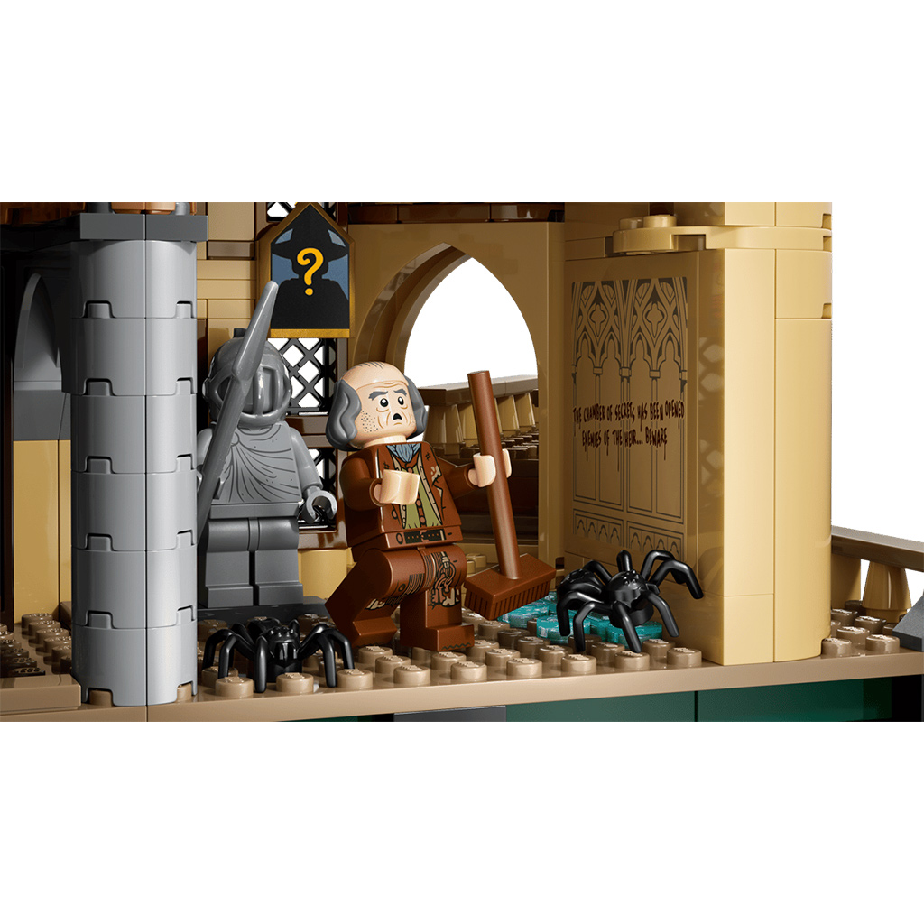 LEGO® Harry Potter™: Roxfort™ kastély: Keleti szárny (76473) kép 6