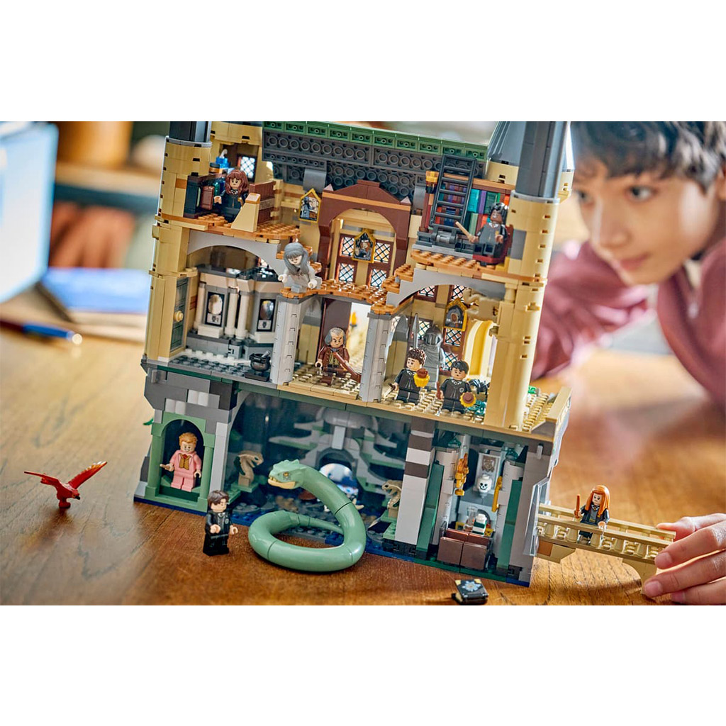LEGO® Harry Potter™: Roxfort™ kastély: Keleti szárny (76473) kép 8