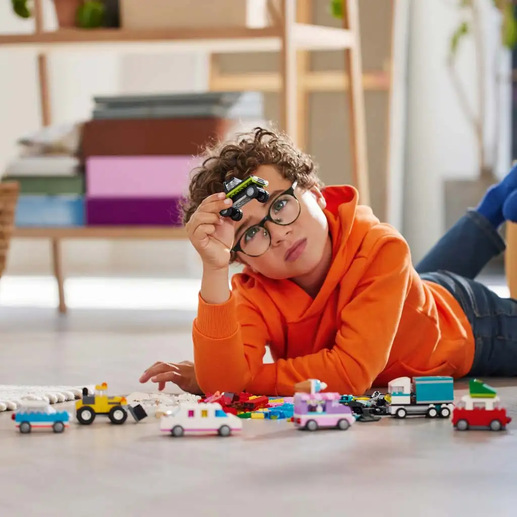 LEGO® Classic: Kreatív járművek (11036) kép 4