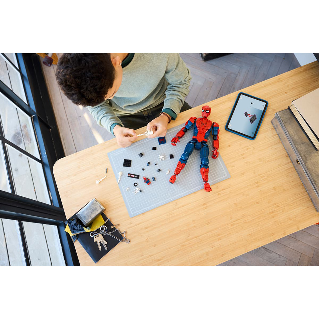 LEGO® Marvel: Pókember akciófigura (76346) kép 6