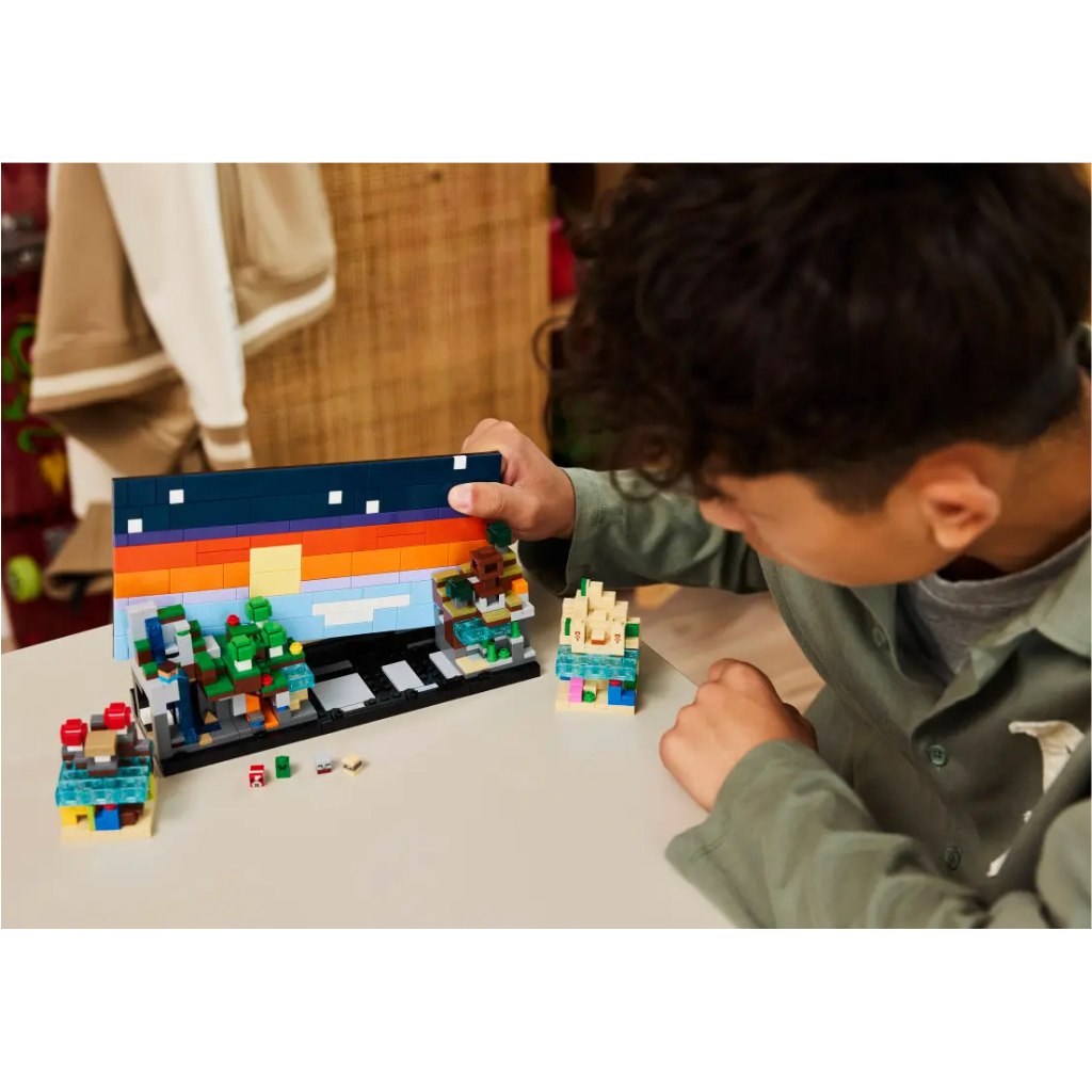 LEGO® Minecraft: Minibiomok (21589) kép 5