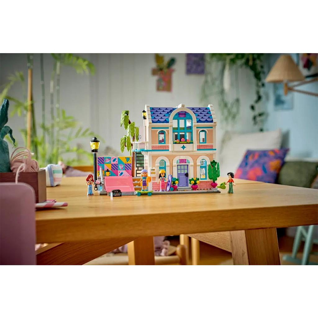 LEGO® Friends: Liann családi háza (42687) kép 8