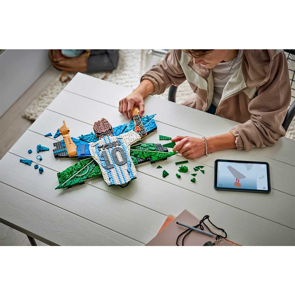 LEGO® Editions: Lionel Messi – Gólöröm (43018) kép 3