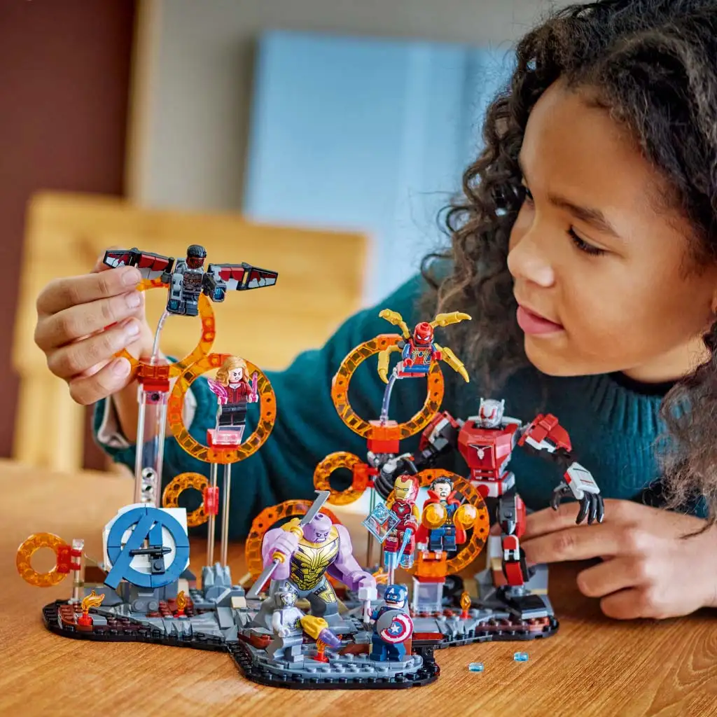 LEGO® Marvel - Bosszúállók: Végjáték a döntő csata (76323) kép 3