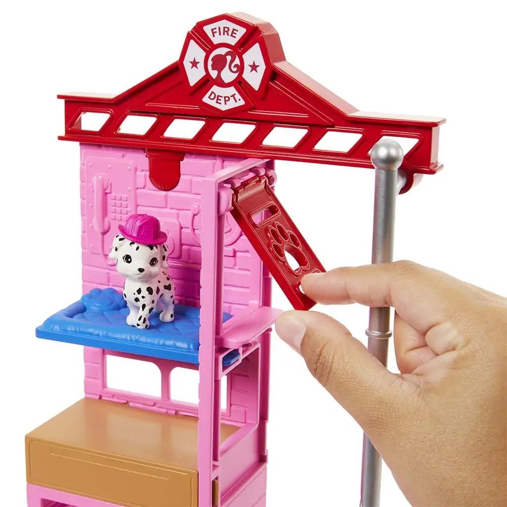 Barbie: Tűzoltó állomás játékszett - Mattel kép 4