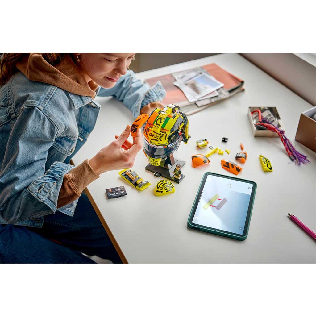 LEGO® Editions: McLaren Mastercard F1® Team Lando Norris sisakja (43023) kép 4
