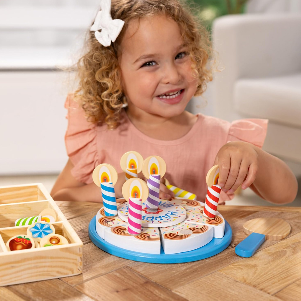 Melissa&Doug: Szülinapi torta játékszett fából - Spin Master kép 3