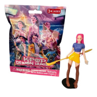 K-Pop Demon Hunters meglepetés figura kártyával